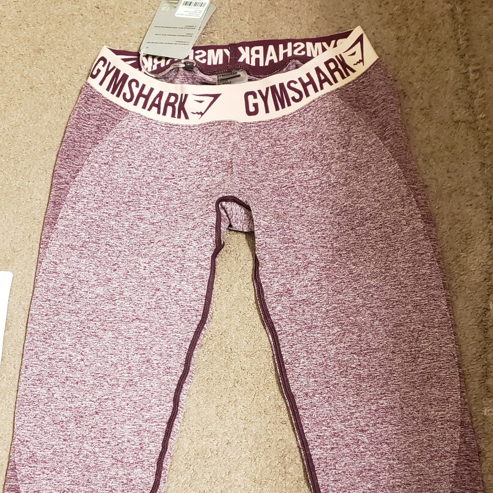 SOLD!!.. Gym shark ruby color crop length